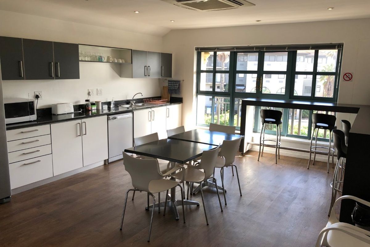 Versatile Commercial Space To Entertain - Photo 5