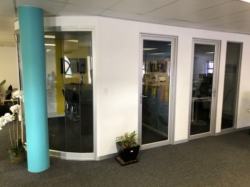 Versatile Commercial Space To Entertain - Photo 10