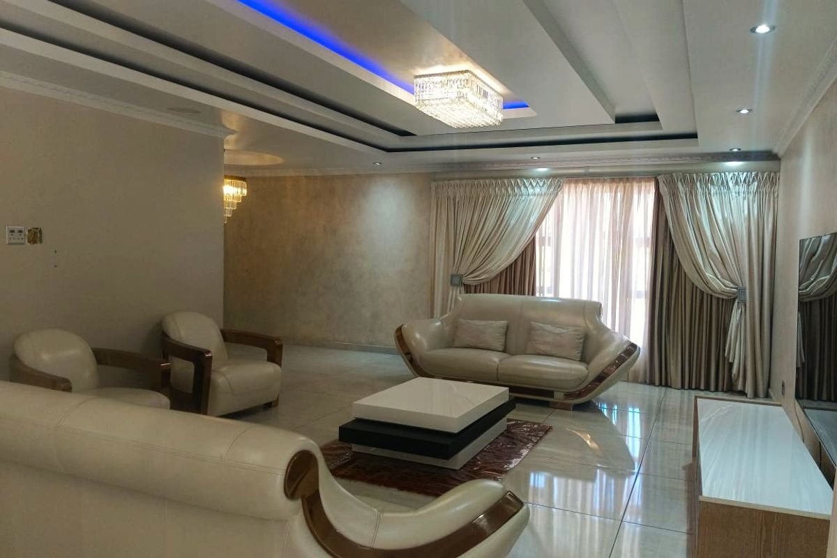 Modern Luxury Living in a Top Security Estate – Polokwane - Photo 4