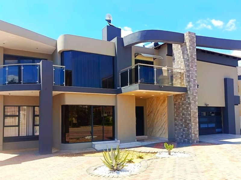 Modern Luxury Living in a Top Security Estate – Polokwane - Photo 5