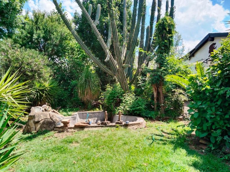 Calling all investors, flippers, or home buyers looking for a renovation project for 2026 - Photo 5