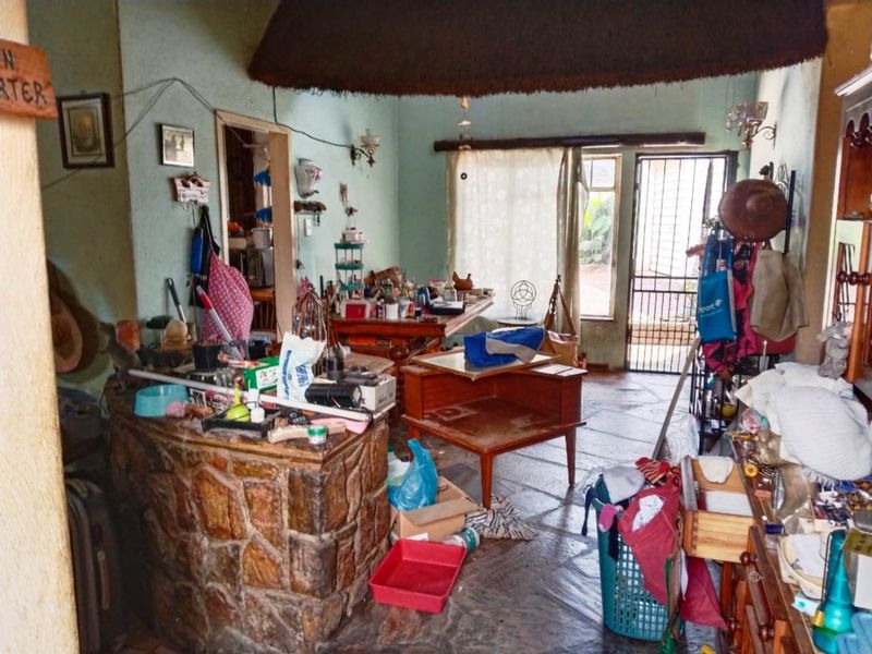 Calling all investors, flippers, or home buyers looking for a renovation project for 2026 - Photo 8