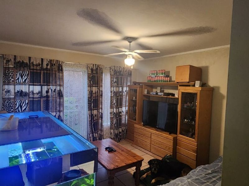 Ground Floor Gem with Private Garden in Secure Complex - Photo 9