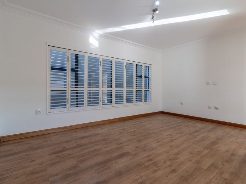 Modern 3 Bedroom Luxury Cluster Home for Sale In Bedfordview - Photo 8