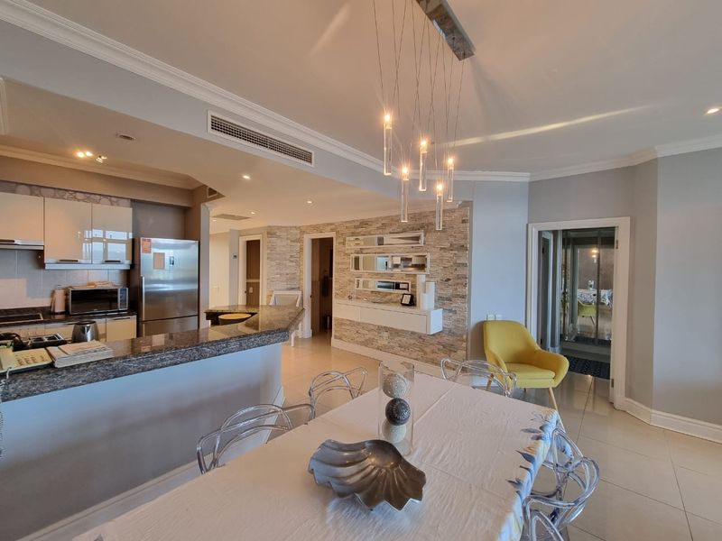 Exquisite 3 Bedroom Unit with Spectacular Views - Photo 6