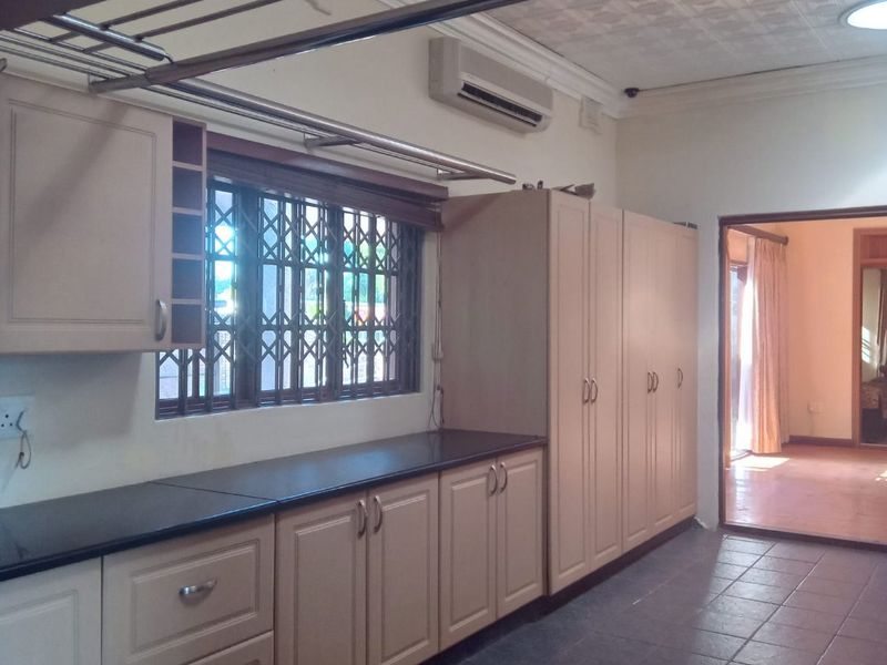 5 Bedroom House For Sale in Ramsgate - Photo 10