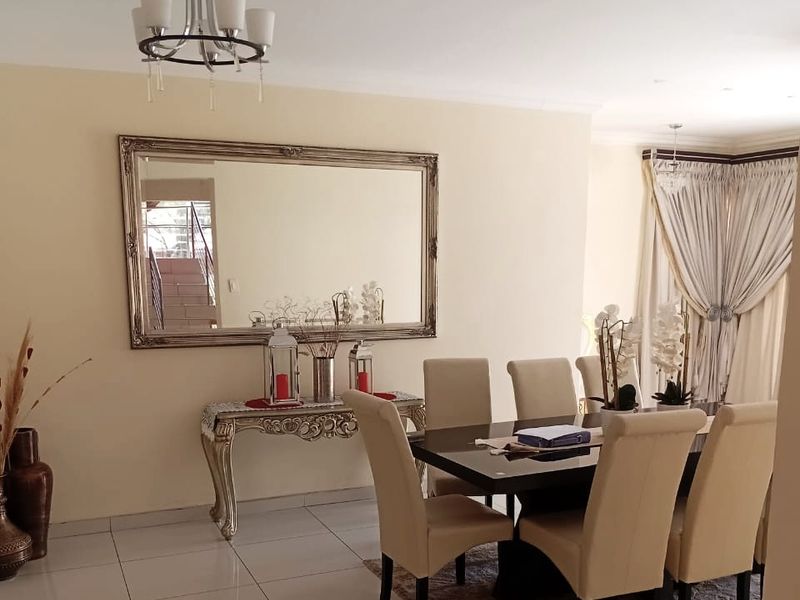 Well located, well built, well maintained! - Photo 7