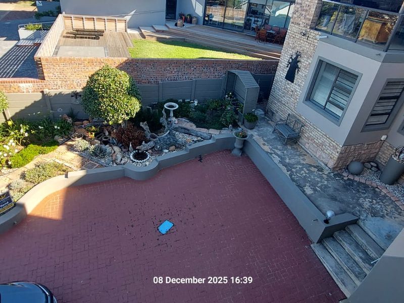 Spectacular Home For Sale in Jeffreys Bay  - Photo 5