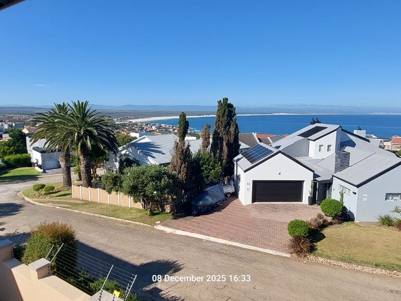 Spectacular Home For Sale in Jeffreys Bay  - Photo 6