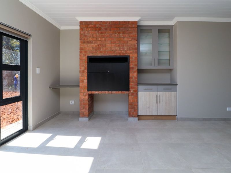 BRAND NEW TOWNHOUSE TO FIT A MODERN LIFESTYLE - Photo 5