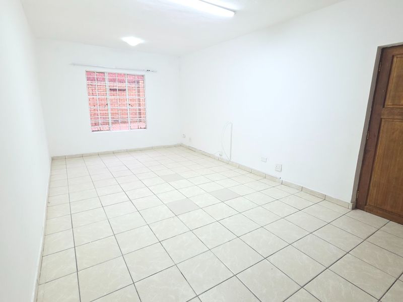 Beautiful 2-Bedroom Home in a Quiet Sought-After Area - Photo 6