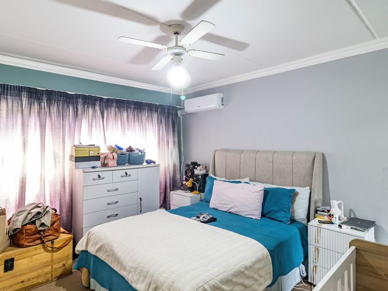 PRIME KEW DUPLEX – IMMACULATE, PERFECTLY POSITIONED & READY FOR YOU - Photo 6