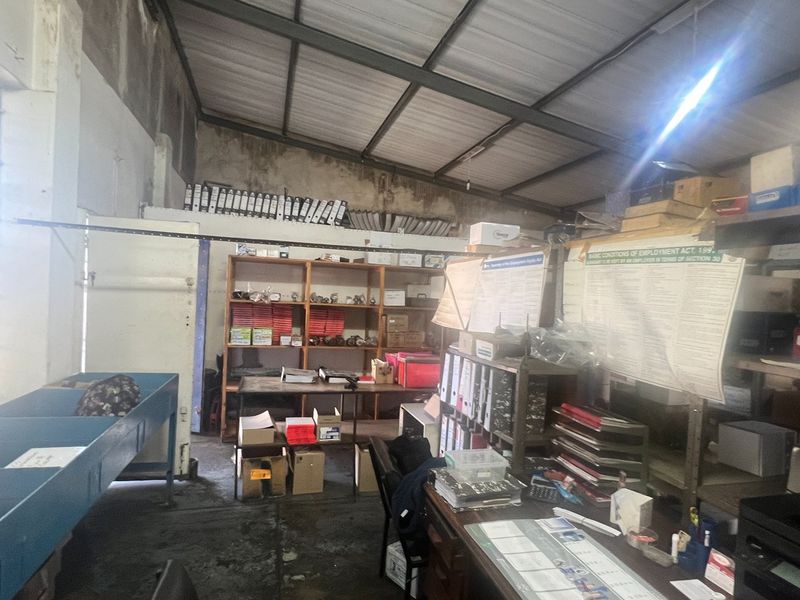 Commercial property  - Photo 5