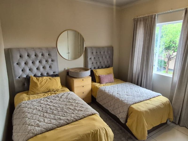 2 Bedroom 3 Bathroom Townhouse for Rent - Photo 10