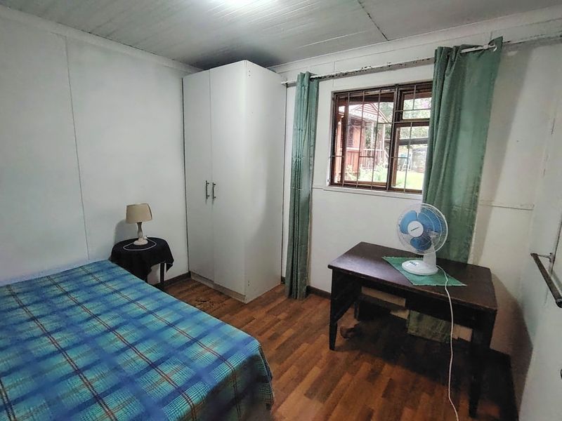 Three bedroom Fully Furnished House to rent at Sea Park, Port Shepstone - Photo 9