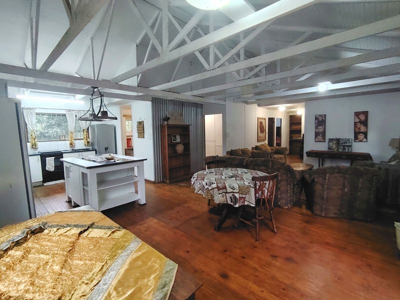 Three bedroom Fully Furnished House to rent at Sea Park, Port Shepstone - Photo 5