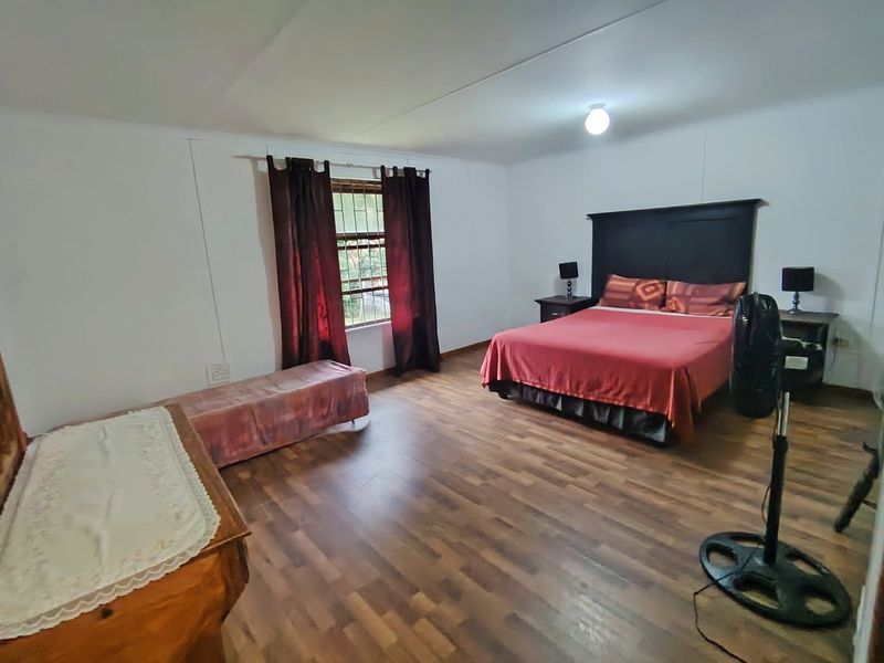 Three bedroom Fully Furnished House to rent at Sea Park, Port Shepstone - Photo 6