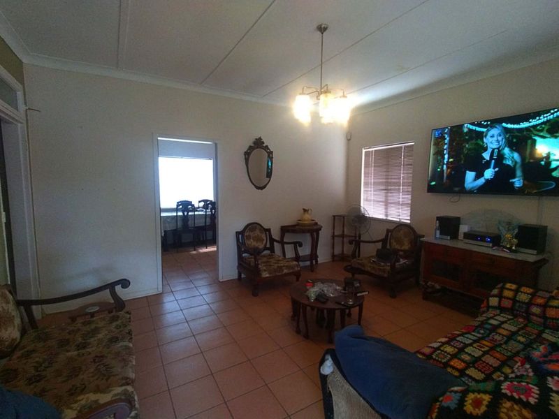 Perfect Starter Home with Bonus Flatlet in Popular Wilgehof! - Photo 6