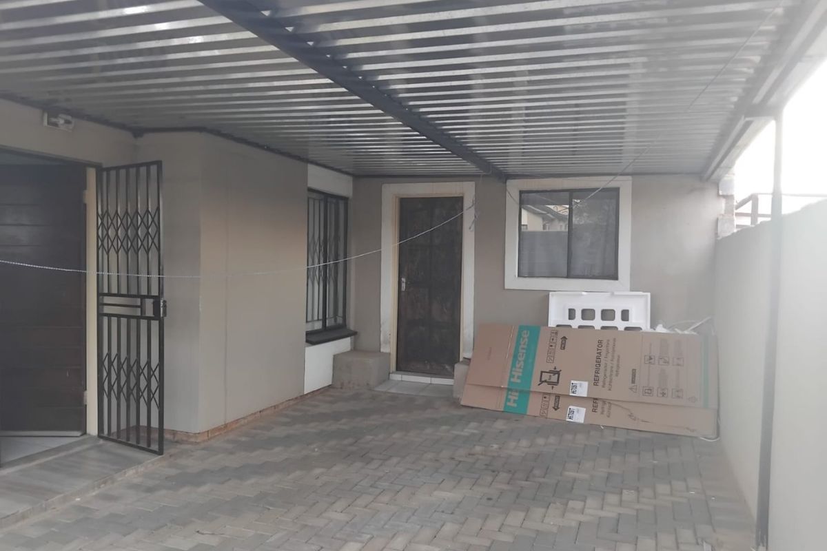 Stunning 3Bedroom House for Sale in Sky City - Photo 3