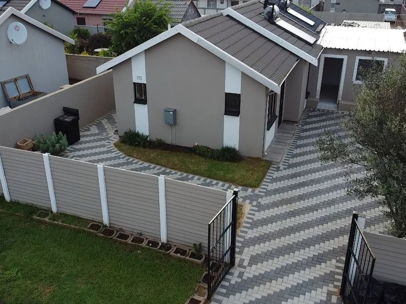 Stunning 3Bedroom House for Sale in Sky City - Photo 2