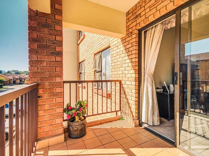 Comfort, Convenience, and Practical Living - Photo 3