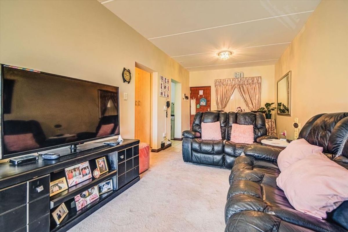 Comfort, Convenience, and Practical Living - Photo 2