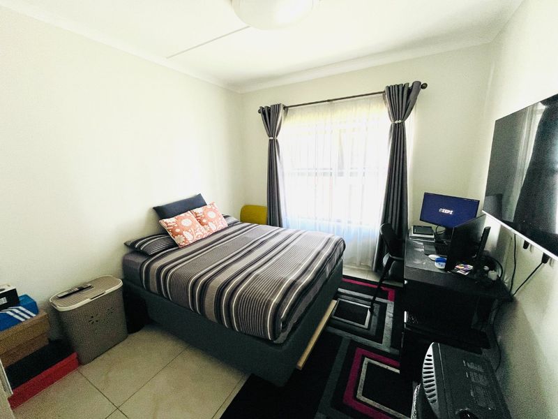 Two bed & 1bath Apartnment/ Flat  for rent in Randpark Ridge, Secure  us Now! - Photo 6