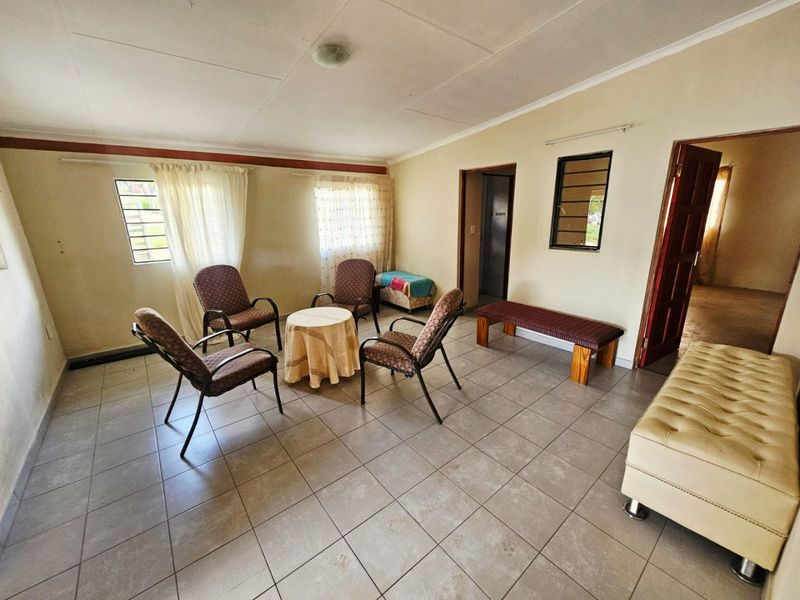 A Lovely 3 Bed 1 Bath Cottage for rent in Laezonia  - Photo 4