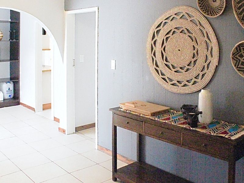 3 Bedroom, 2 Bathroom House to Rent in Fourways - Photo 9