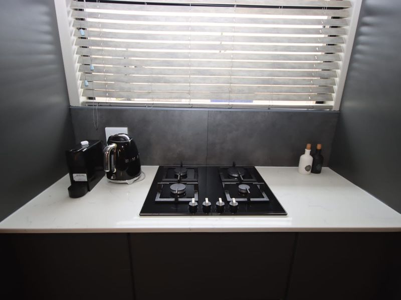 Homely 3 bedroom home in Umlele Heights, Kidds Beach - Photo 4