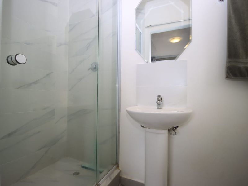 Homely 3 bedroom home in Umlele Heights, Kidds Beach - Photo 7