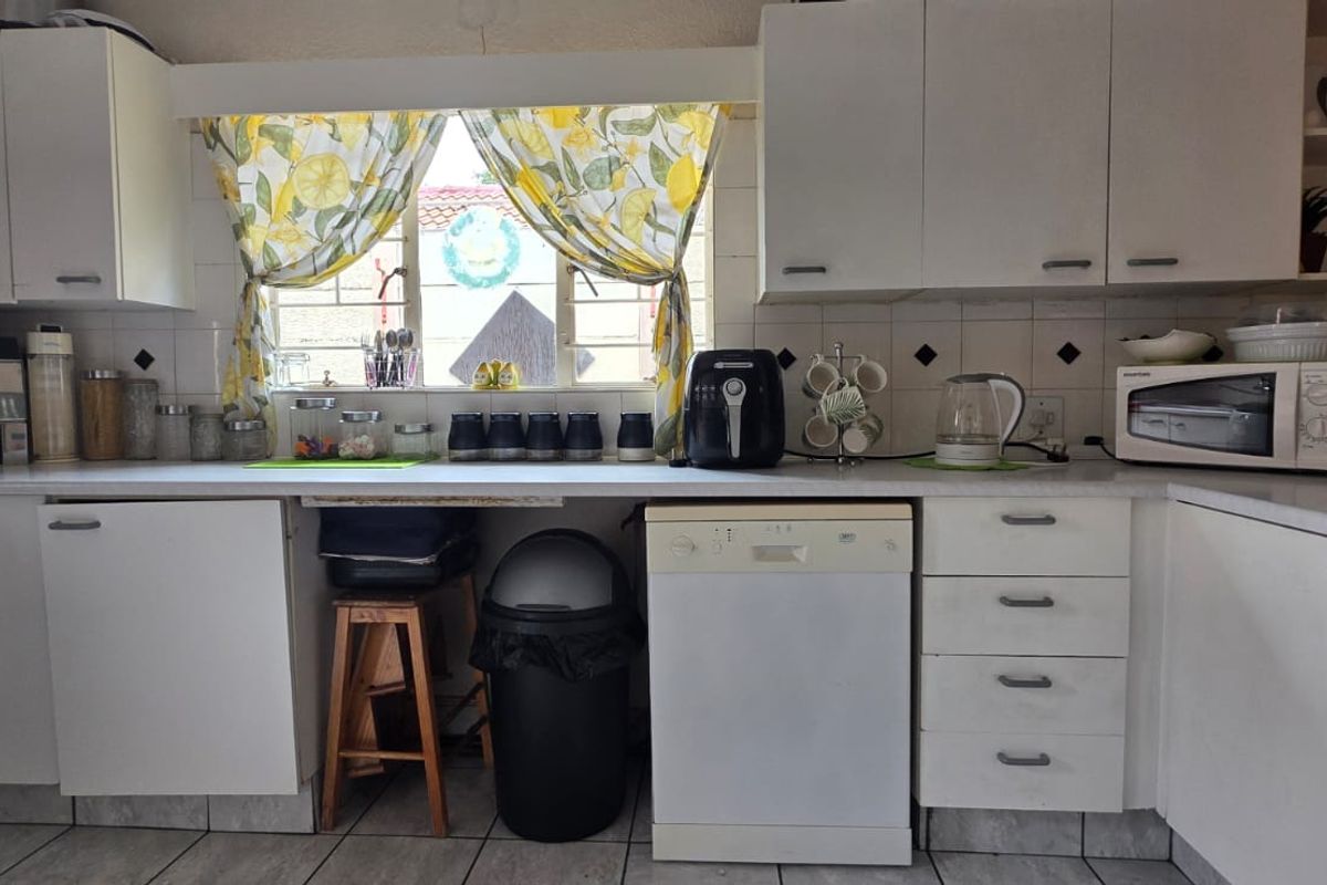 2-bedroom simplex - Photo 5