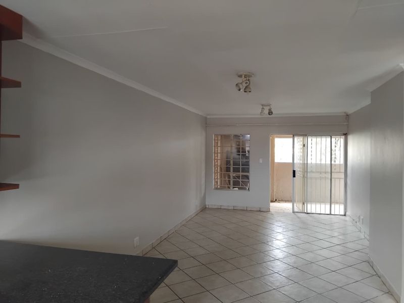 Modern 2-Bedroom Unit for Sale in Centurion — Steps Away from Mall@Reds - Photo 5