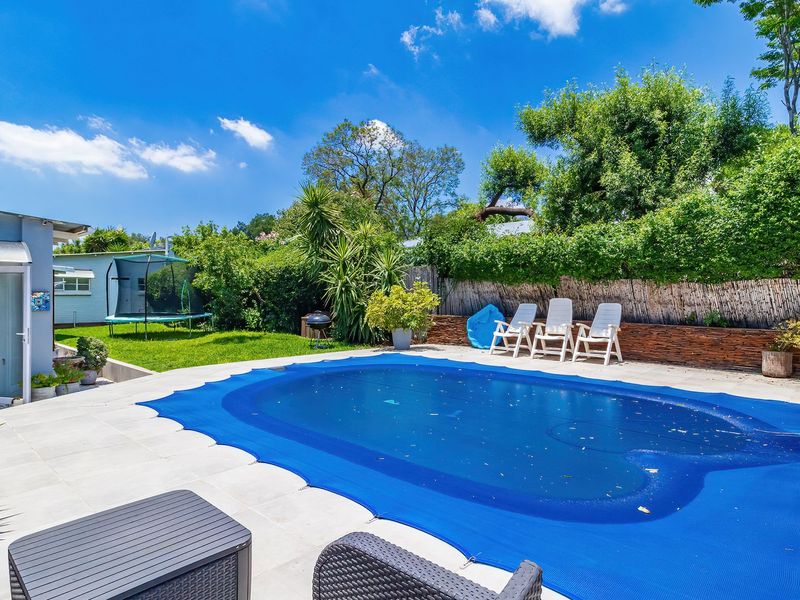 Charming Spacious Home in the heart of Lakeside Village - Photo 5