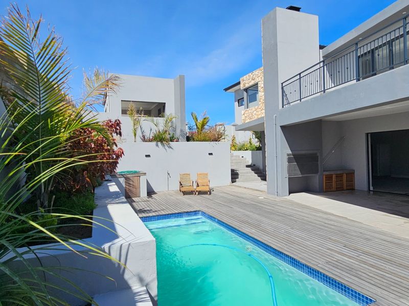 Modern new house in Stilbaai off the Grid - Photo 8