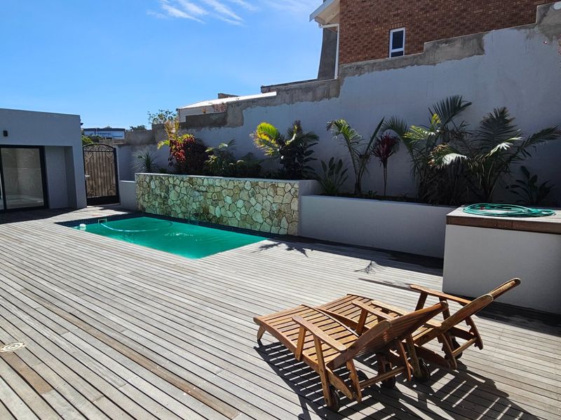 Modern new house in Stilbaai off the Grid - Photo 4