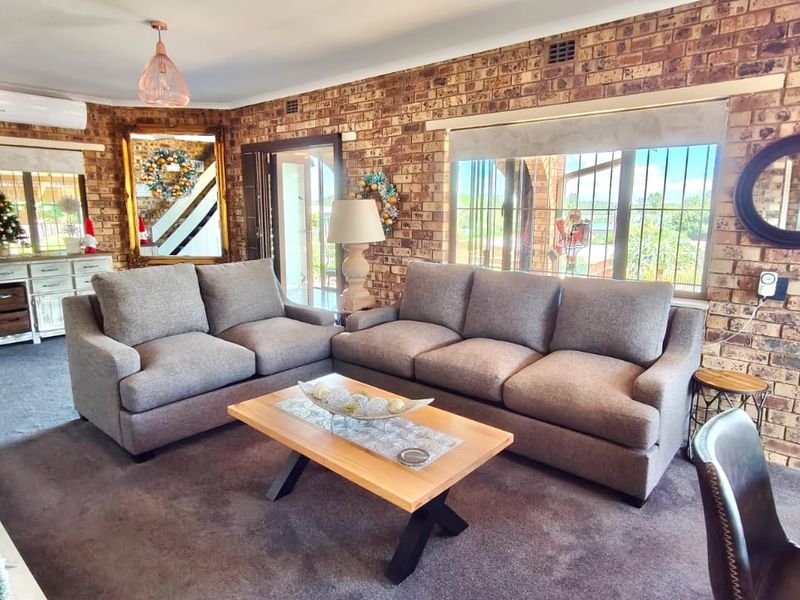 Immaculate Double-Story Home with Exceptional Features and Breathtaking Views - Photo 8