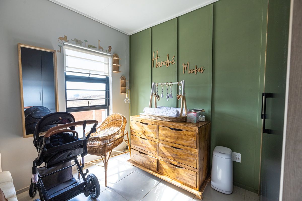 3-Bedroom, 2.5-Bathroom Home in Rooihuiskraal North - R2,460,000  - Photo 3