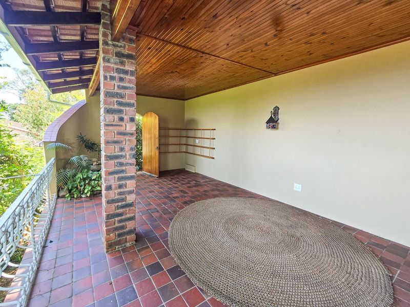 Stunning 3-Bedroom Townhouse in Umtentweni with amazing Sea Views - Photo 8