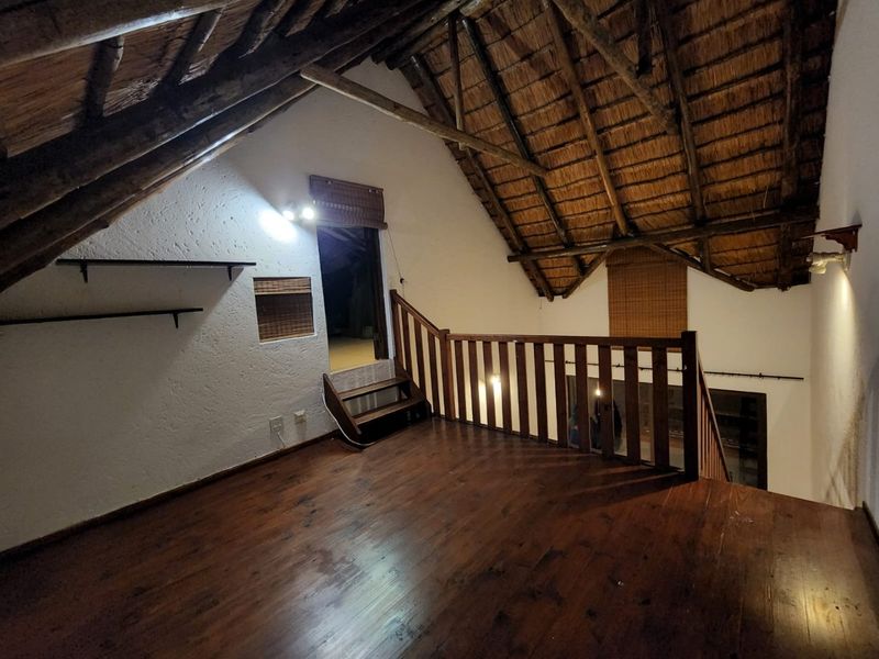 2 Bedroom Townhouse in Savuti Sunninghill - Photo 5