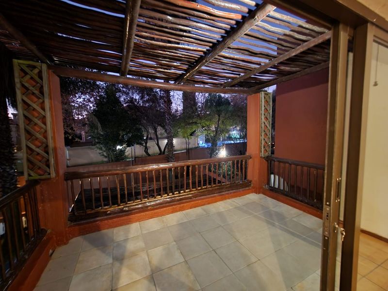 2 Bedroom Townhouse in Savuti Sunninghill - Photo 8