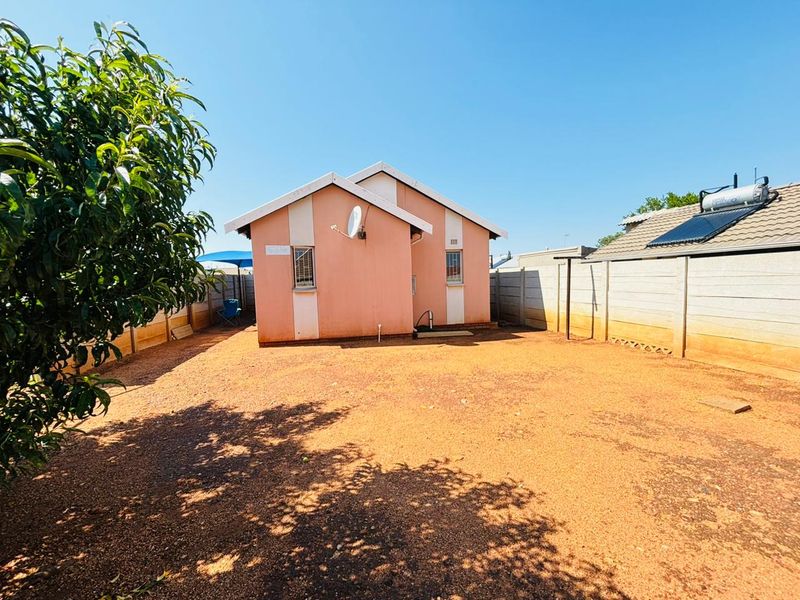Affordable 2 bedroom house for sale in Sky City Alberton South.  - Photo 4