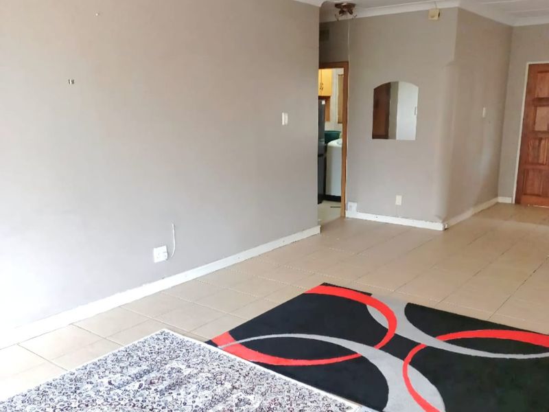 1 Bedroom Apartment in Adamayview for sale - Photo 4