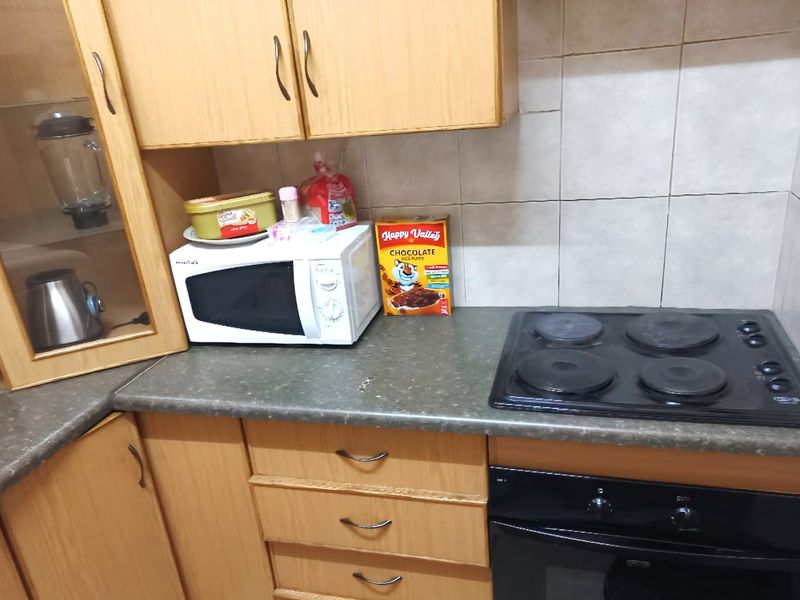 1 Bedroom Apartment in Adamayview for sale - Photo 7