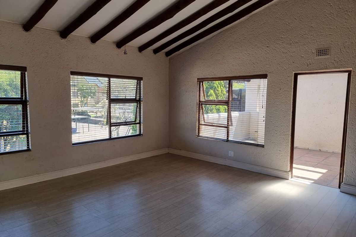 Modern 2-Bedroom, 2-Bathroom Apartment in Edenglen Ext18 - Photo 2