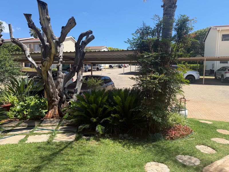 Modern 2-Bedroom Ground-Floor Apartment – Wilkoppies, Klerksdorp - Photo 3