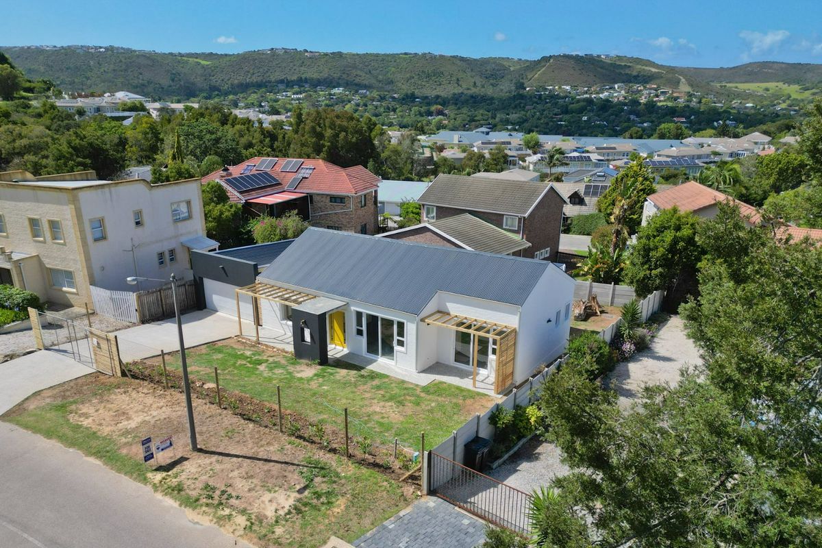 Brand new home awaits new family - Photo 2