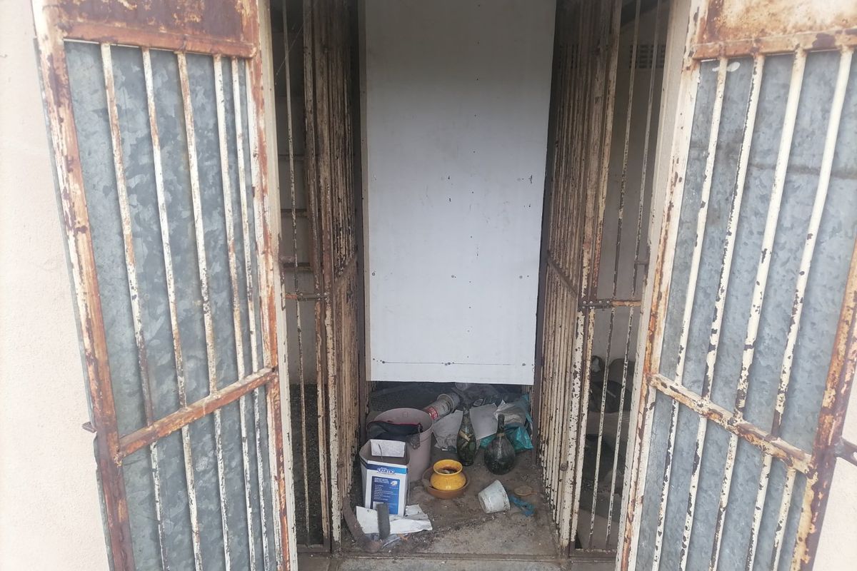 4 Bed House in Leeudoringstad for Sale - Photo 4