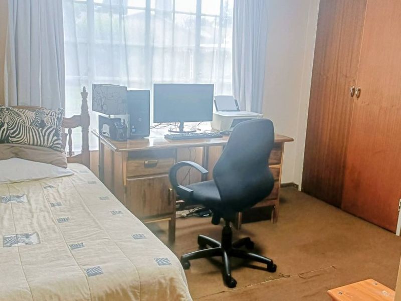 FOR SALE:- WIERDA PARK(X6)-R2.150m - Photo 8