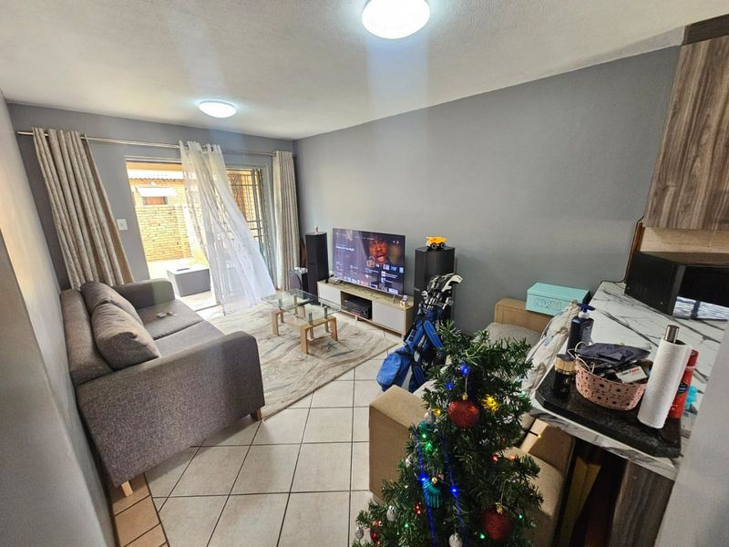 A Lovely 2 Bed 1 Bath ground floor unit for rent in Monavoni - Photo 10